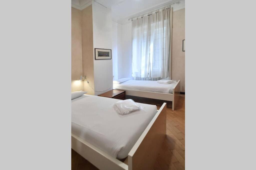 Ampio Appartamento Milano Centro Crocetta Buitenkant foto