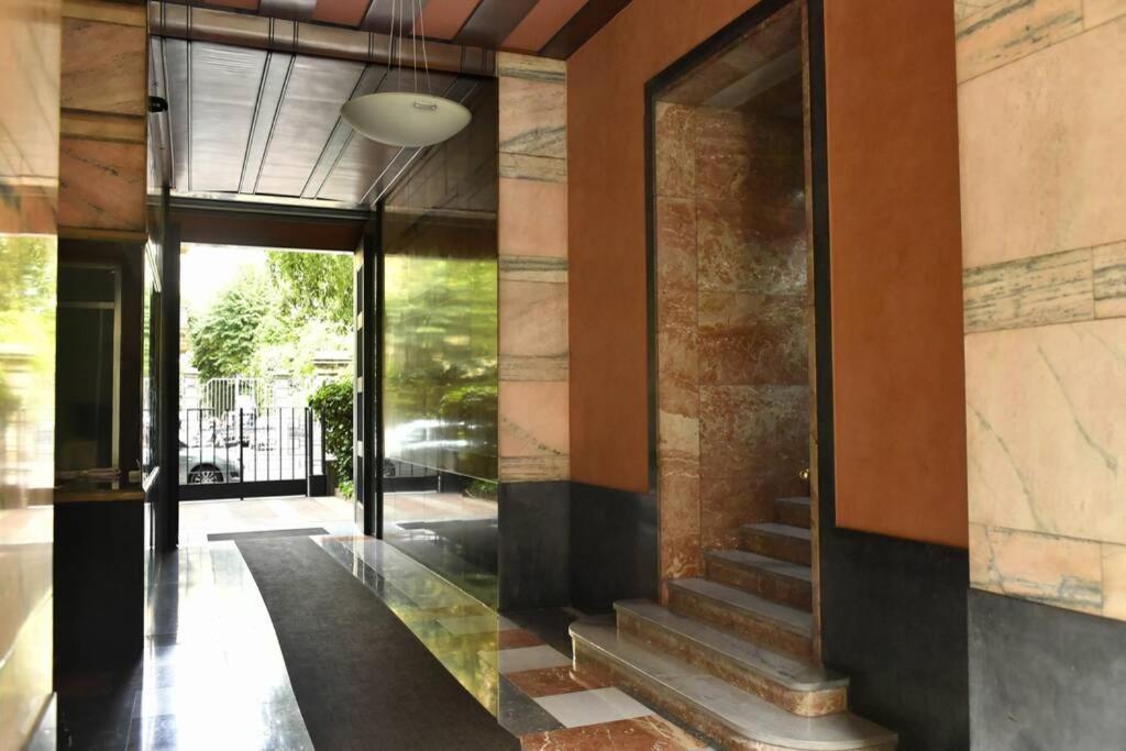 Ampio Appartamento Milano Centro Crocetta Buitenkant foto