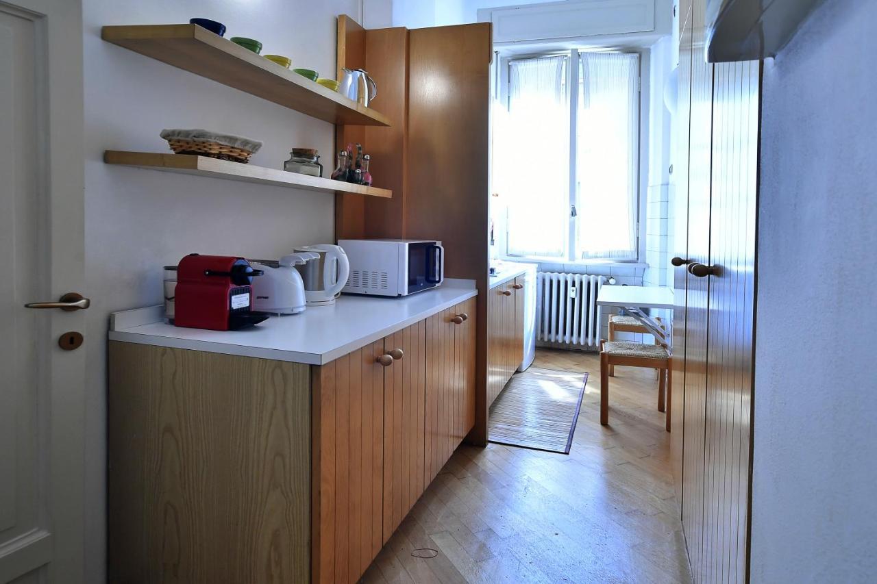Ampio Appartamento Milano Centro Crocetta Buitenkant foto