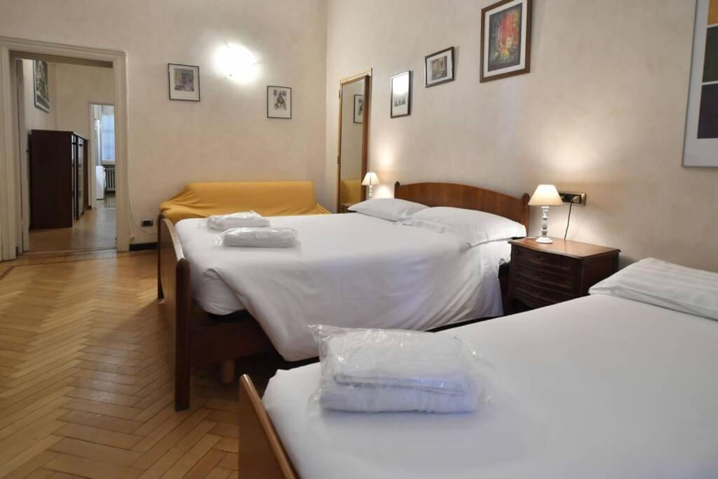 Ampio Appartamento Milano Centro Crocetta Buitenkant foto